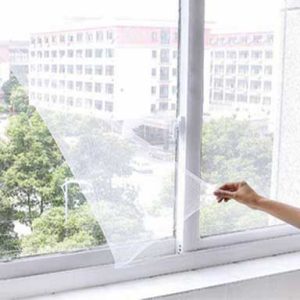 بهترین چسب برای چسباندن توری به پنجره